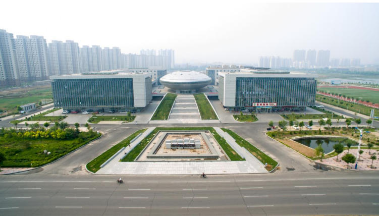 濱州市科技中心工程（全國AAA級安全文明標準化誠信工地\中國建筑工程裝飾獎、泰山杯）